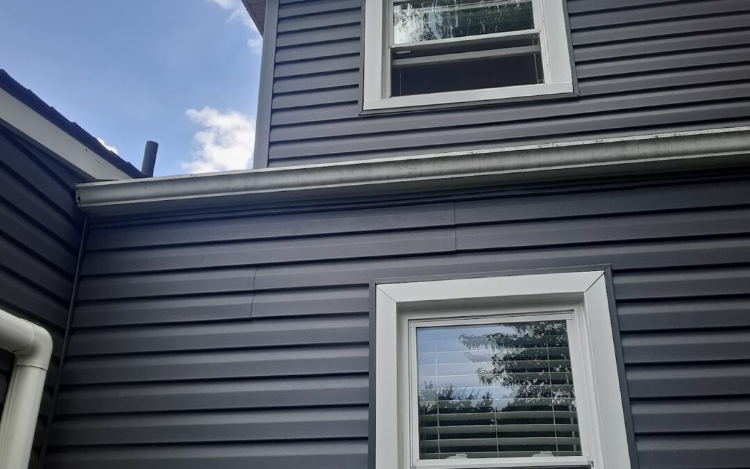 Designing Your Dream Summer Curb Appeal with Vinyl Siding in Youngstown, OH